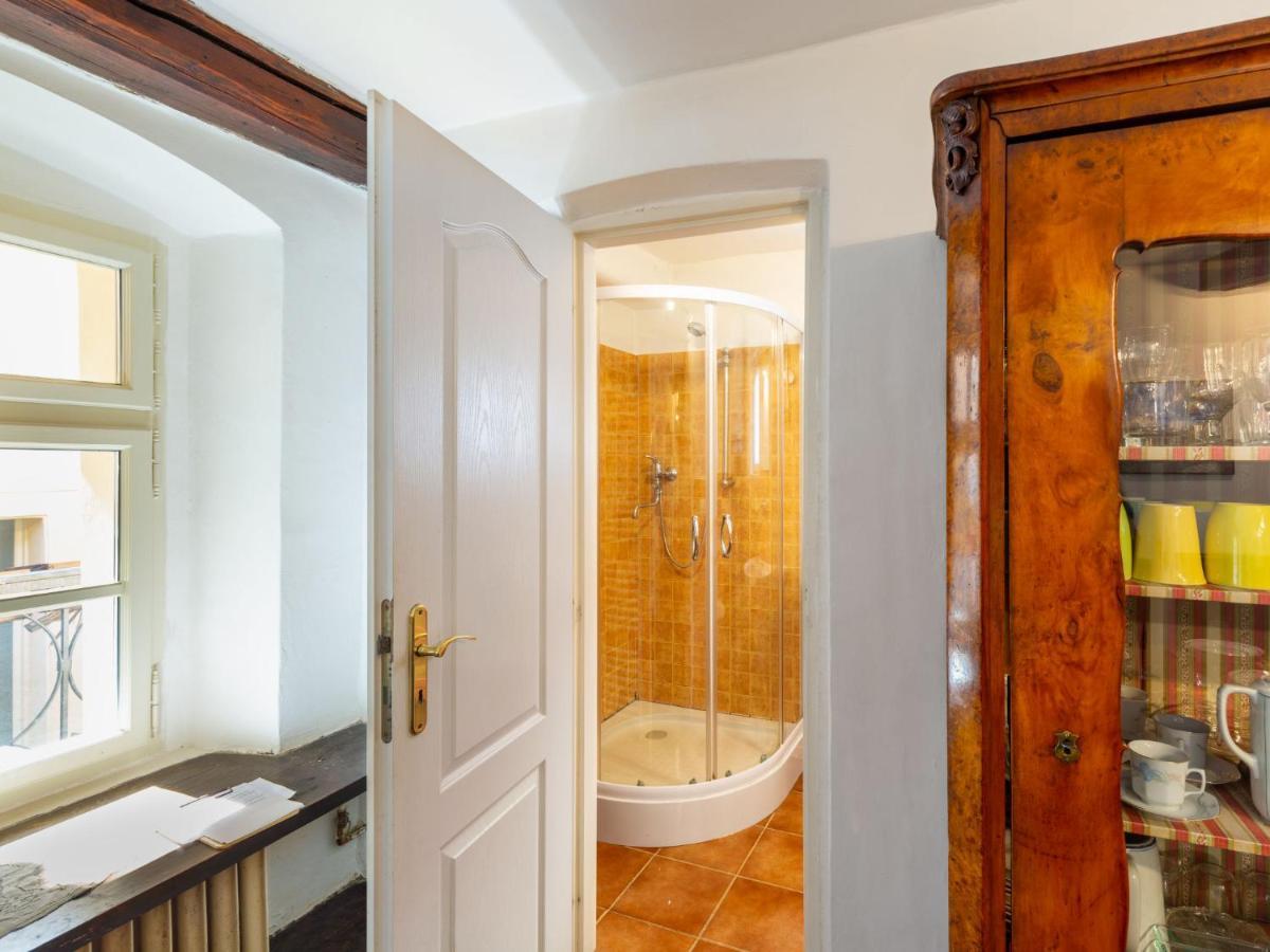 Apartment Nerudova By Interhome Prague Extérieur photo