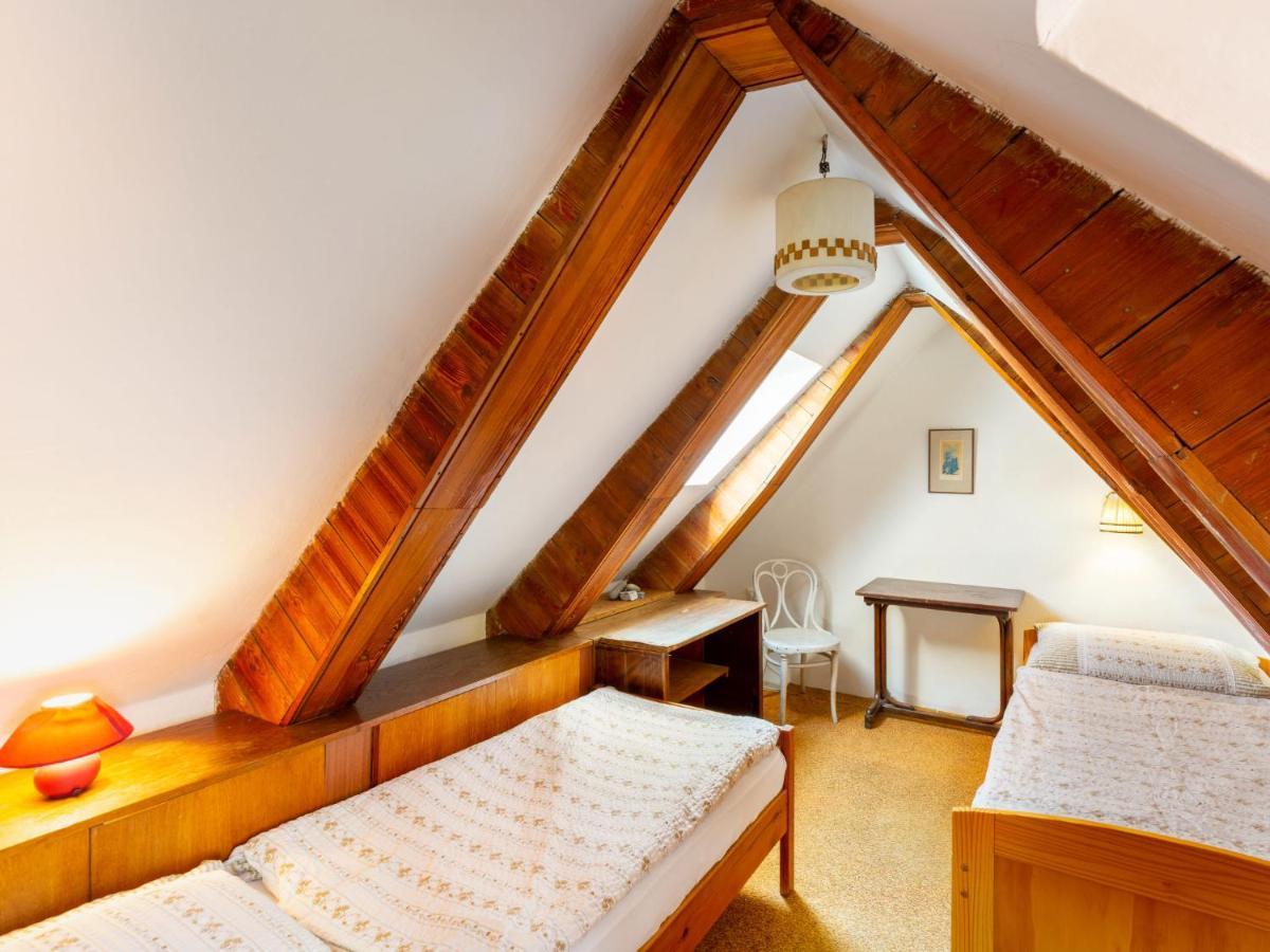 Apartment Nerudova By Interhome Prague Extérieur photo