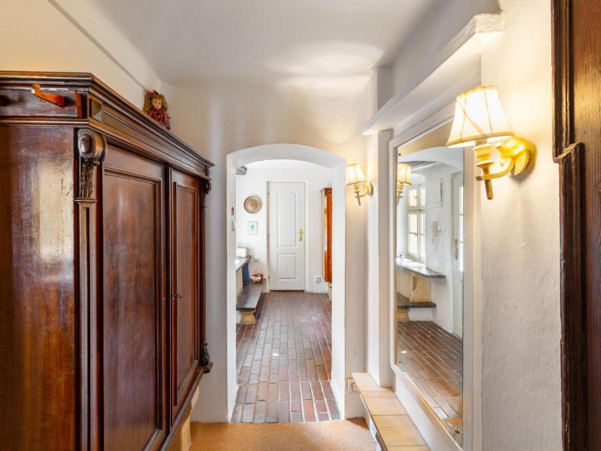 Apartment Nerudova By Interhome Prague Extérieur photo