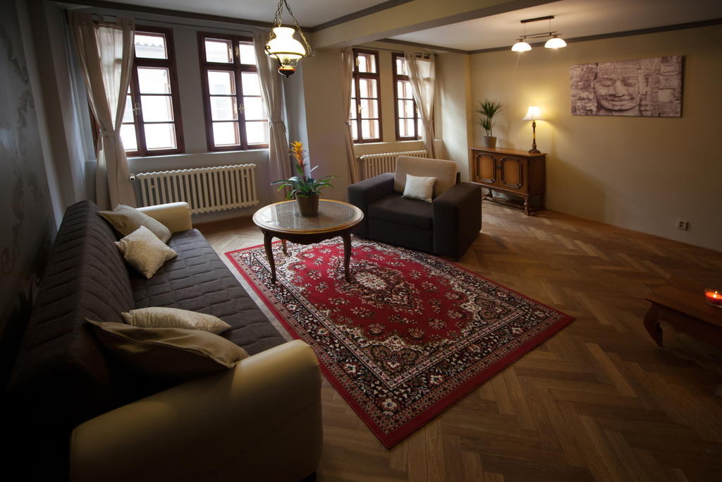 Apartment Nerudova By Interhome Prague Chambre photo